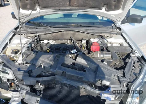 2012 Ford Fusion S из США, поврежденный, VIN 3FAHP0GA7CR103388